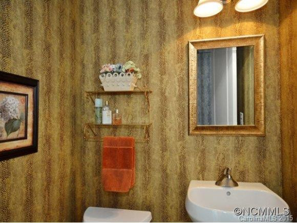 131 Fox Creek Drive - Photo 11