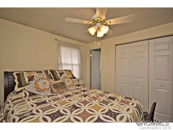 115 Wyatt Street - Photo 10