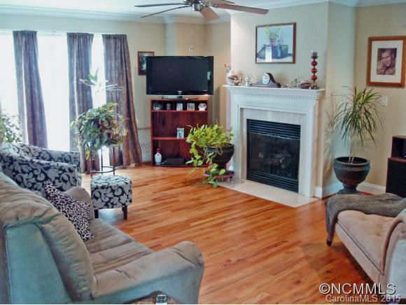 90 Old Spring Drive - Photo 2