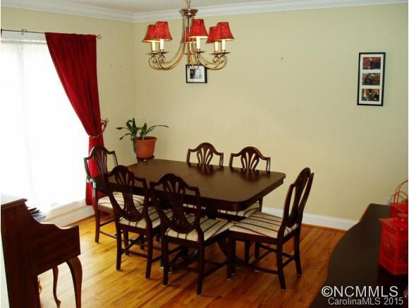 90 Old Spring Drive - Photo 3