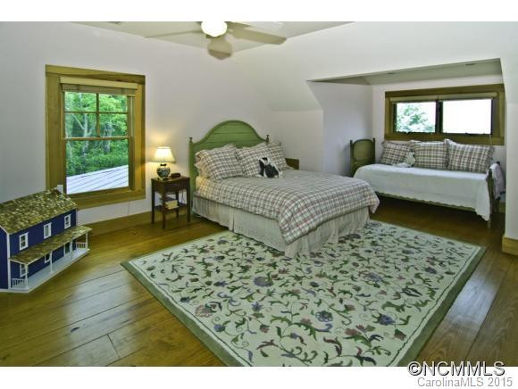 421 Spencer Lane - Photo 22