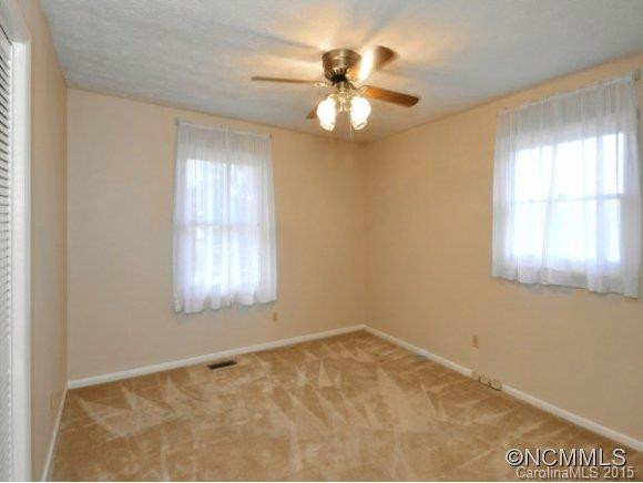291 Foxhall Road - Photo 12