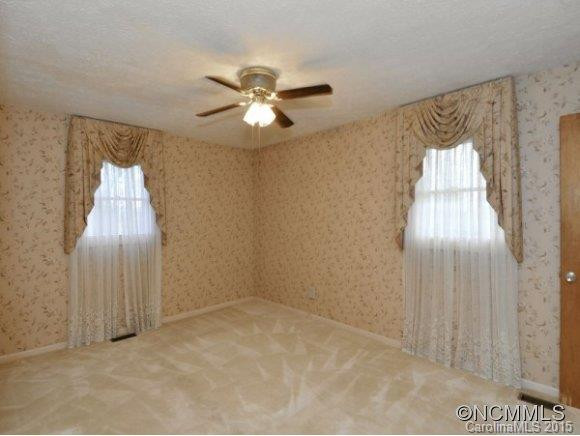 291 Foxhall Road - Photo 8
