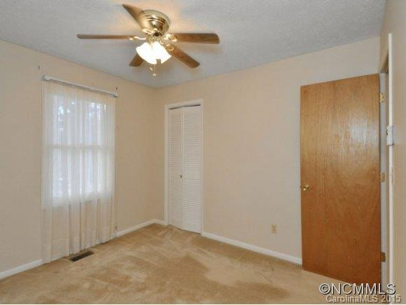 291 Foxhall Road - Photo 10