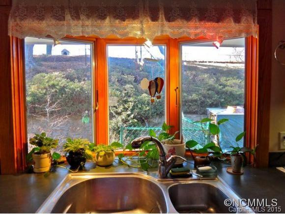 1733 Jones Cove Rd - Photo 11
