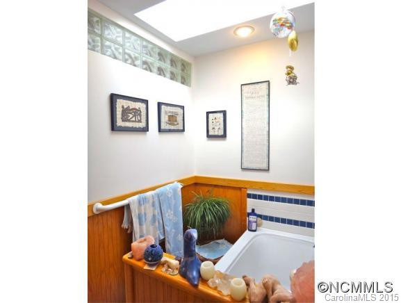 1733 Jones Cove Rd - Photo 16