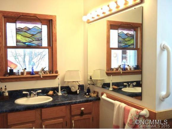 1733 Jones Cove Rd - Photo 18