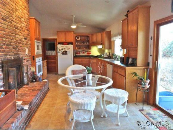 1733 Jones Cove Rd - Photo 10