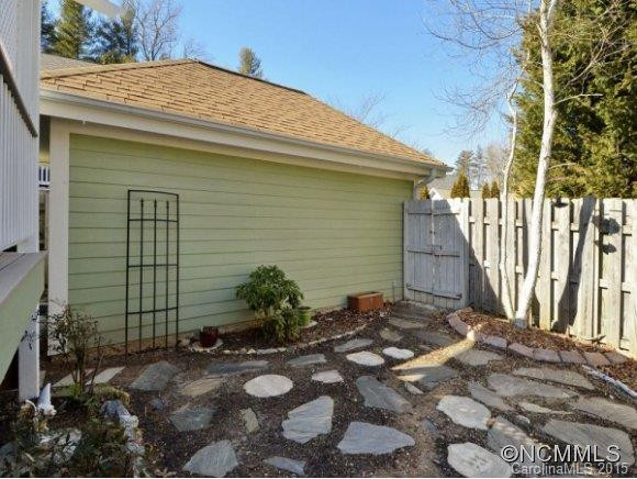 64 BUNGALOW LANE - Photo 11