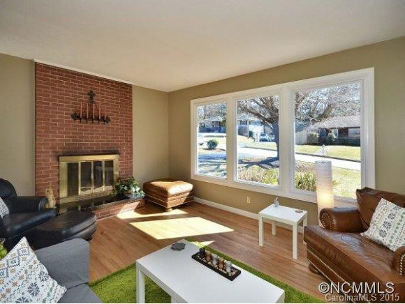 18 Deanwood Circle - Photo 3