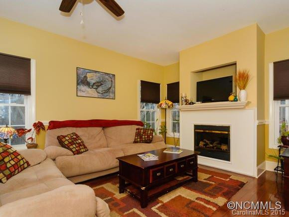 412 Hazel Mill Rd - Photo 3