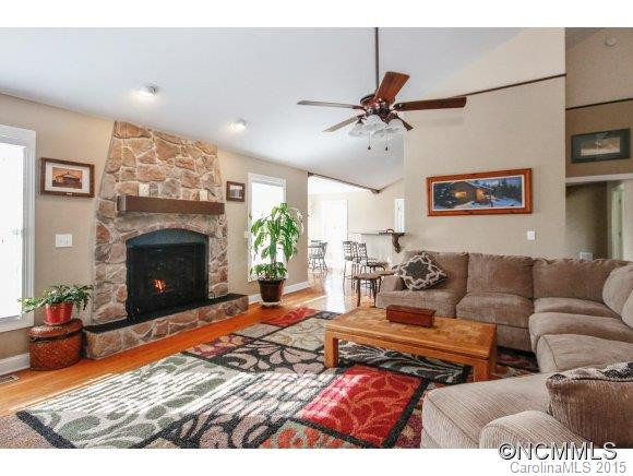 143 Lewis Creek Street - Photo 4