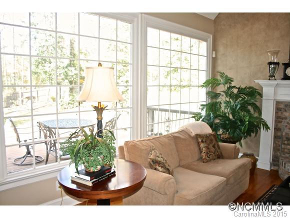 125 Braeside Circle - Photo 8