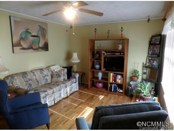 907 Montreat Road - Photo 2