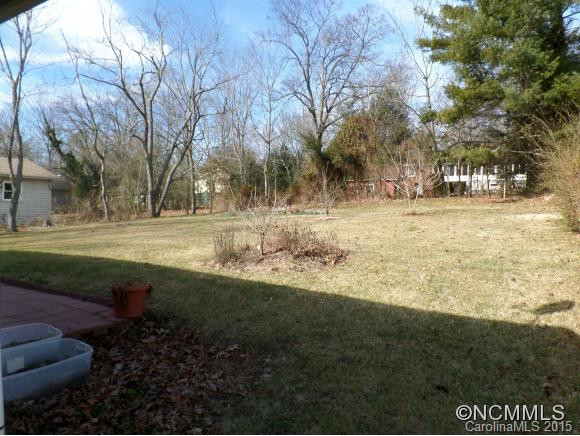 907 Montreat Road - Photo 3