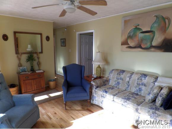 907 Montreat Road - Photo 7