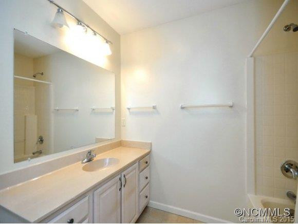 202 CHARLESTOWN DRIVE - Photo 7