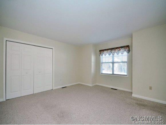 202 CHARLESTOWN DRIVE - Photo 8