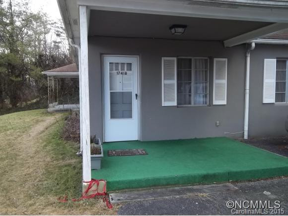 1741 Meadowbrook Terrace - Photo 11