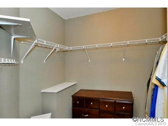 31 Danbury Lane - Photo 12