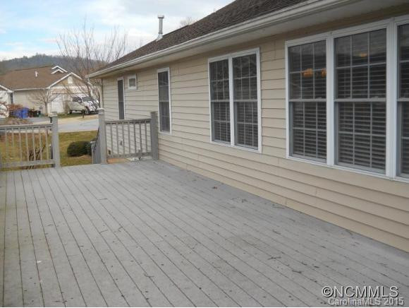 31 Danbury Lane - Photo 16