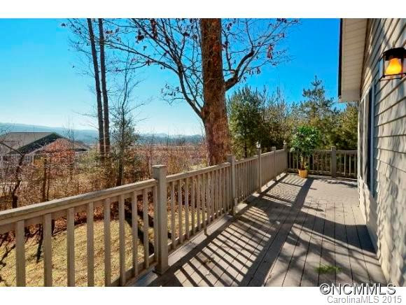31 Danbury Lane - Photo 4