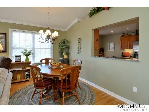31 Danbury Lane - Photo 7