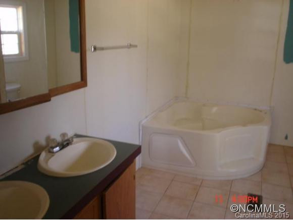 240 Pace Mountain Rd. - Photo 13