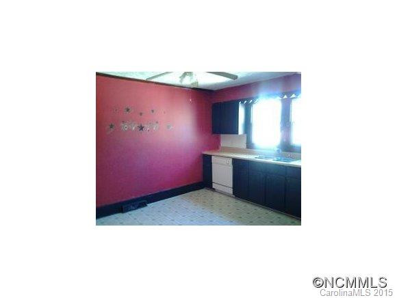 135 Hollywood St. - Photo 6