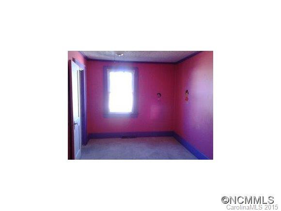 135 Hollywood St. - Photo 8