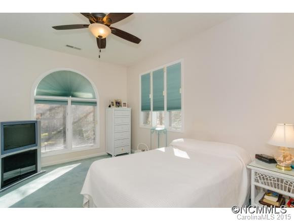 123 Braeside Circle - Photo 18
