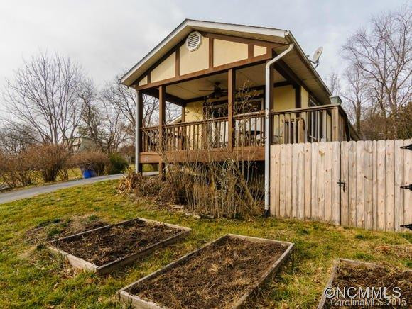 36 Woodrow Ave - Photo 3