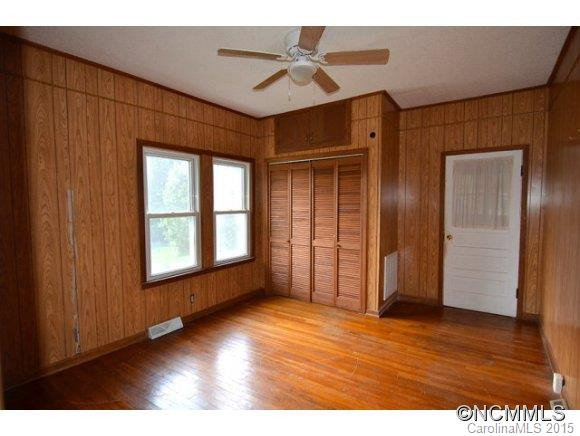 10 Pine Grove Street - Photo 7