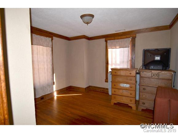 705 Rutherford Road - Photo 8