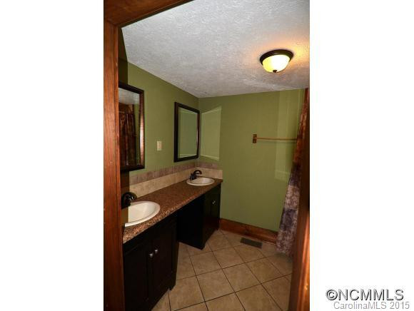705 Rutherford Road - Photo 9