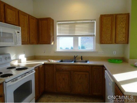 119 PAPER BIRCH AVE - Photo 4