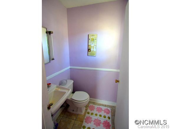252 Westwood Chateau - Photo 15