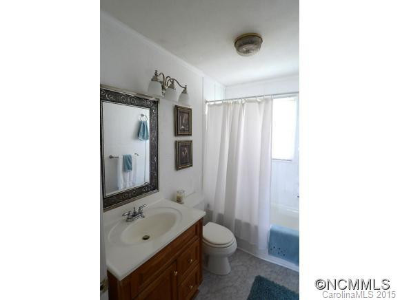 252 Westwood Chateau - Photo 17