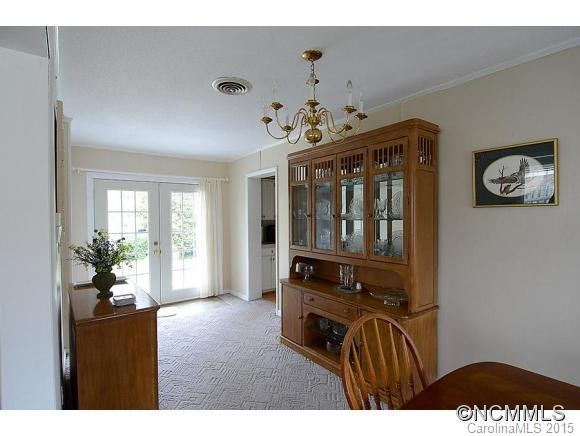 252 Westwood Chateau - Photo 7