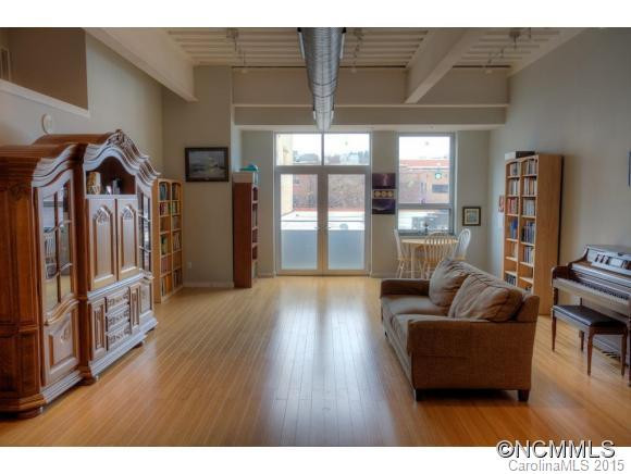 12 S. Lexington Ave. #301 - Photo 3