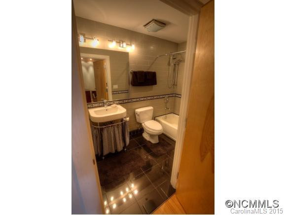 12 S. Lexington Ave. #301 - Photo 8