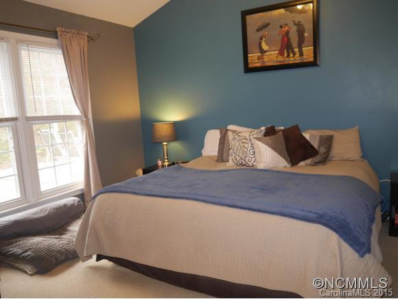 115 Hyacinth Lane - Photo 8