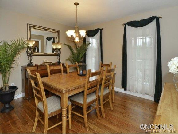 107 SHERRY LANE - Photo 10