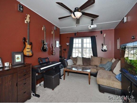 250 FARINGTON CIRCLE - Photo 11
