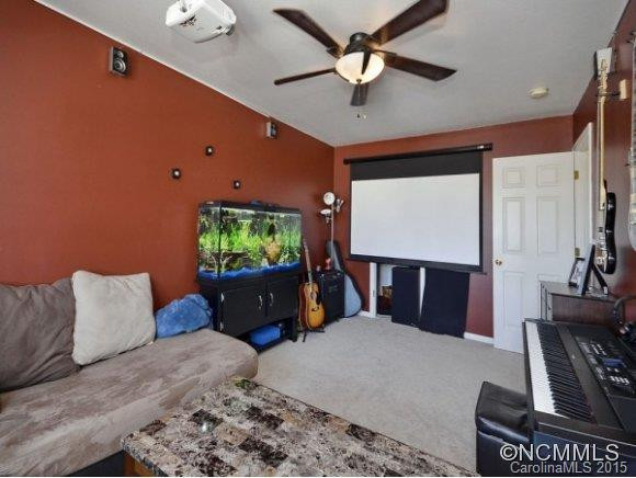 250 FARINGTON CIRCLE - Photo 12