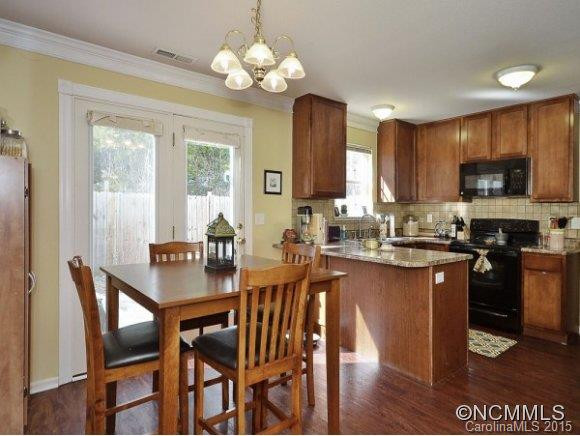 250 FARINGTON CIRCLE - Photo 5