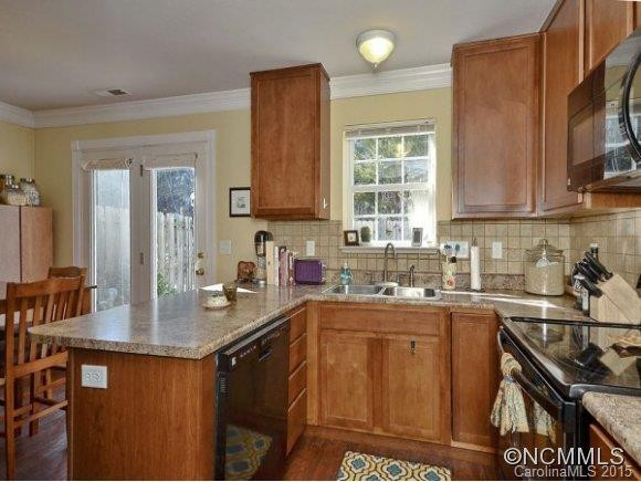 250 FARINGTON CIRCLE - Photo 7