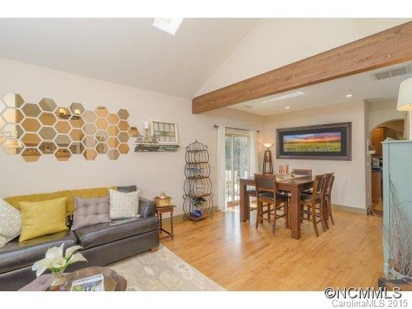 1 Oak Springs - Photo 4