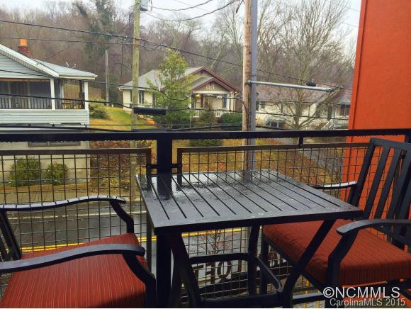 125 Clingman Avenue Unit 205 - Photo 3