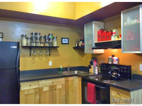 125 Clingman Avenue Unit 205 - Photo 7